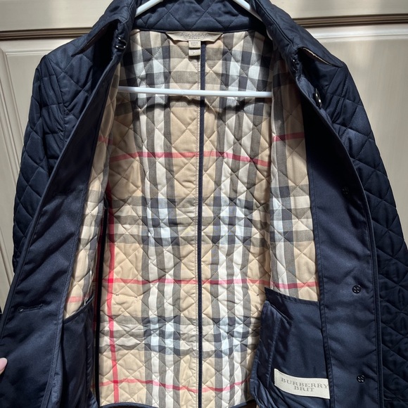 Women’s Burberry Brit Quilted Navy Jacket - Picture 2 of 6